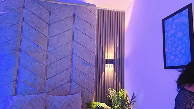 Snapshot of Rynka_ chatting on November 13, 2025, 4:11 am Rynka online show from November 13, 2025, 4:11 am