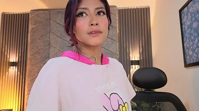 Snapshot of Rynka_ chatting on November 27, 2025, 4:47 am Rynka online show from November 27, 2025, 4:47 am