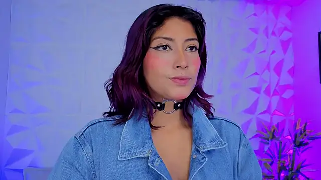 Snapshot of Rynka_ chatting on December 4, 2025, 11:30 am Rynka online show from December 4, 2025, 11:30 am