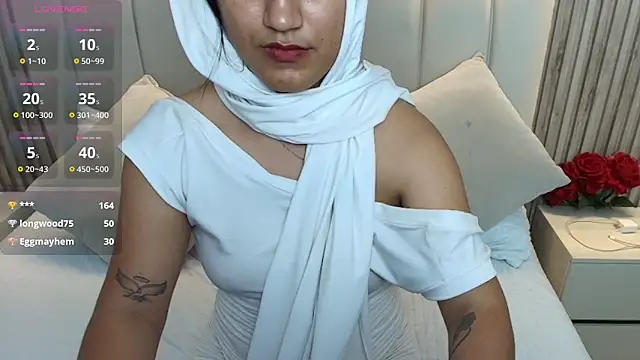 Snapshot of Aziz_daud chatting on October 22, 2025, 12:22 am Aziz daud online show from October 22, 2025, 12:22 am