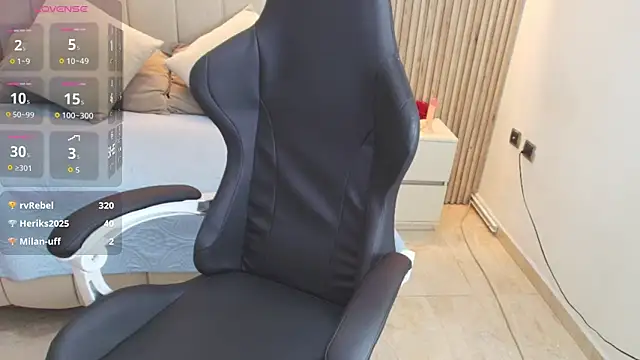 Snapshot of Aziz_daud chatting on December 1, 2025, 12:15 am Aziz daud online show from December 1, 2025, 12:15 am