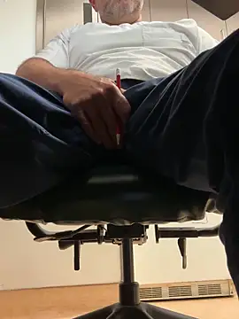 1totangox online show from December 13, 2025, 7:53 pm