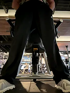 1totangox online show from December 14, 2025, 2:33 pm