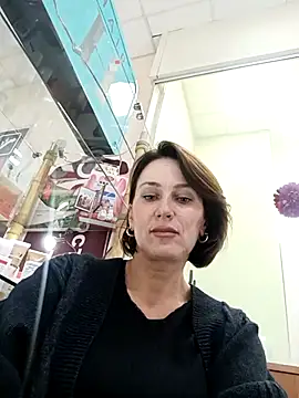 Snapshot of Luna_7777 chatting on October 23, 2025, 1:10 pm Luna 7777 online show from October 23, 2025, 1:10 pm