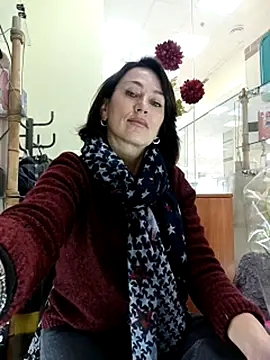 Snapshot of Luna_7777 chatting on November 18, 2025, 11:36 am Luna 7777 online show from November 18, 2025, 11:36 am