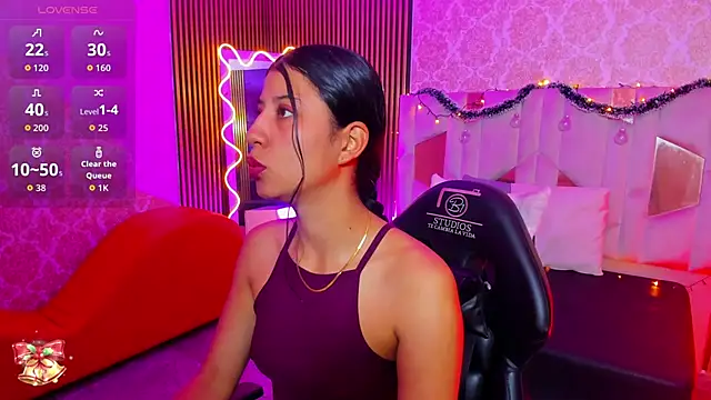 Snapshot of Adisson_Tay chatting on December 3, 2025, 11:52 am Adisson Tay online show from December 3, 2025, 11:52 am