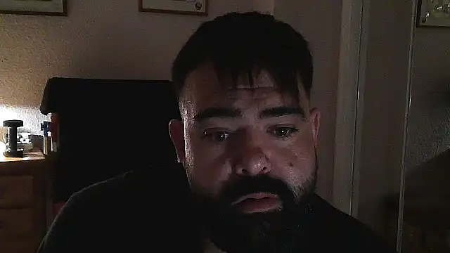 parejitafenix69 online show from October 28, 2025, 12:25 am