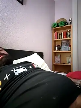 parejitafenix69 online show from November 3, 2025, 6:47 am