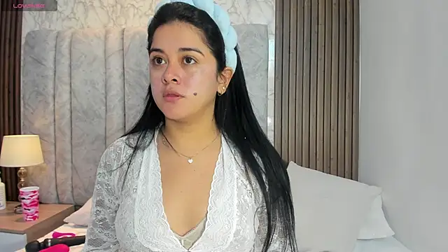 goddessfeetxx online show from October 24, 2025, 8:38 pm