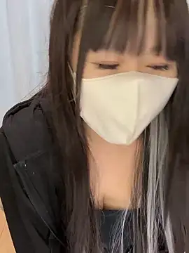 Snapshot of sakina-07 chatting on November 17, 2025, 1:06 pm sakina-07 online show from November 17, 2025, 1:06 pm