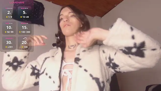 Scarlett crastrawberry online show from November 27, 2025, 9:06 pm