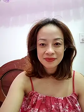 Baby-bigboobs20 online show from December 17, 2025, 11:00 pm