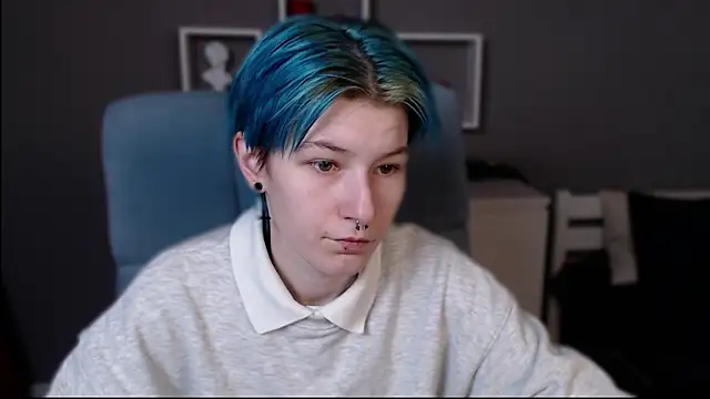 Snapshot of guitarandangell chatting on October 21, 2025, 6:47 am guitarandangell online show from October 21, 2025, 6:47 am