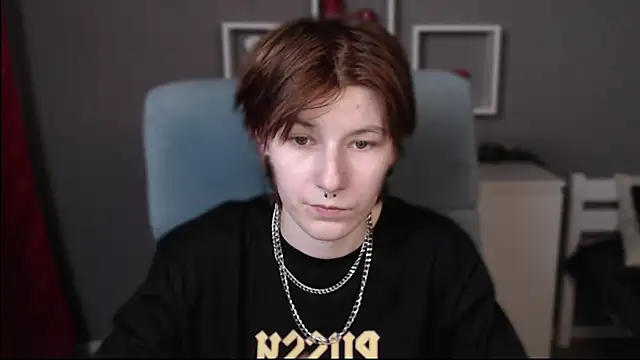 Snapshot of guitarandangell chatting on November 15, 2025, 6:44 am guitarandangell online show from November 15, 2025, 6:44 am