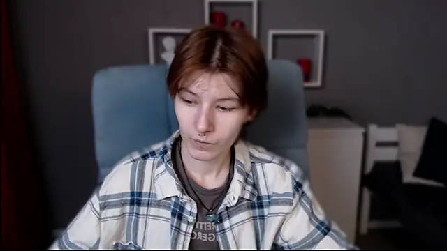 Snapshot of guitarandangell chatting on November 26, 2025, 11:00 am guitarandangell online show from November 26, 2025, 11:00 am