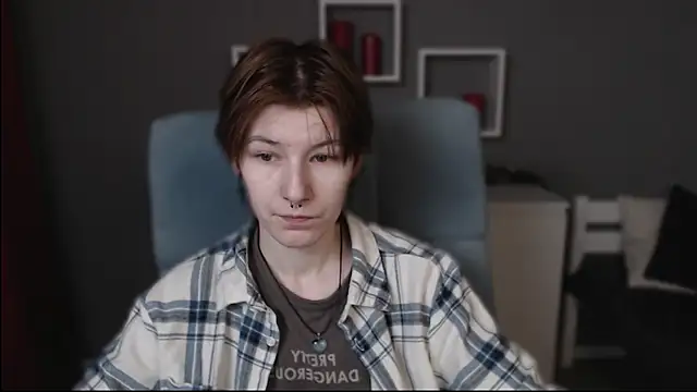 Snapshot of guitarandangell chatting on November 28, 2025, 7:44 am guitarandangell online show from November 28, 2025, 7:44 am