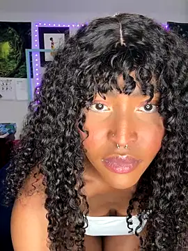 Snapshot of DaisyMynx chatting on November 2, 2025, 2:25 am DaisyMynx online show from November 2, 2025, 2:25 am