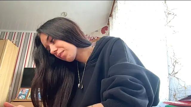 Snapshot of LoreleiFolta chatting on November 1, 2025, 11:23 am LoreleiFolta online show from November 1, 2025, 11:23 am