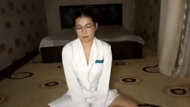 Snapshot of LinneaHyles chatting on December 4, 2025, 2:48 pm LinneaHyles online show from December 4, 2025, 2:48 pm