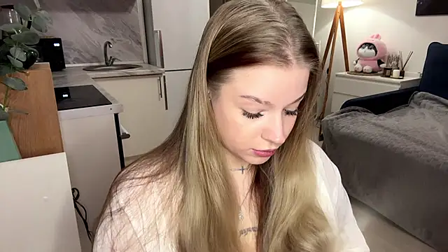 Snapshot of Babymoney_2007 chatting on November 22, 2025, 8:41 pm Babymoney 2007 online show from November 22, 2025, 8:41 pm