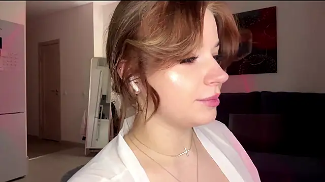 Snapshot of Babymoney_2007 chatting on December 15, 2025, 8:13 pm Babymoney 2007 online show from December 15, 2025, 8:13 pm