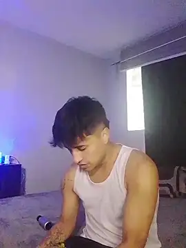 Snapshot of jhon_mendoza_ chatting on October 28, 2025, 1:03 pm jhon mendoza  online show from October 28, 2025, 1:03 pm