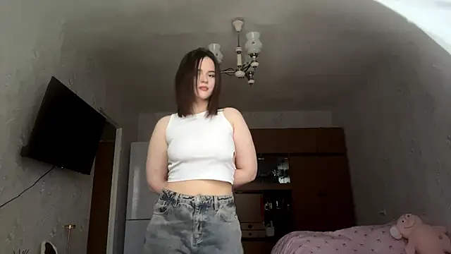 Snapshot of WiaSiviaSun chatting on October 18, 2025, 12:06 pm WiaSiviaSun online show from October 18, 2025, 12:06 pm