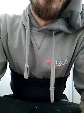 16enes16 online show from November 12, 2025, 12:05 pm