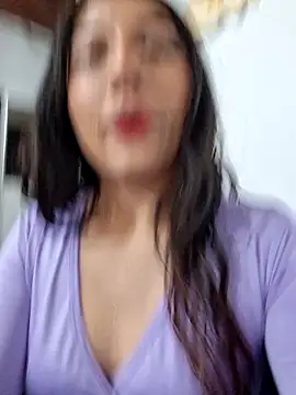 chloebrownn03 online show from October 29, 2025, 3:53 am