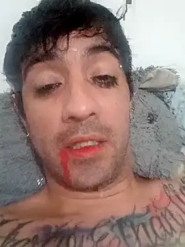 Snapshot of LaBestiasex chatting on October 31, 2025, 6:47 am LaBestiasex online show from October 31, 2025, 6:47 am