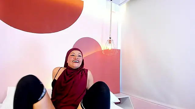 SophiaBeckerr online show from November 5, 2025, 7:03 pm