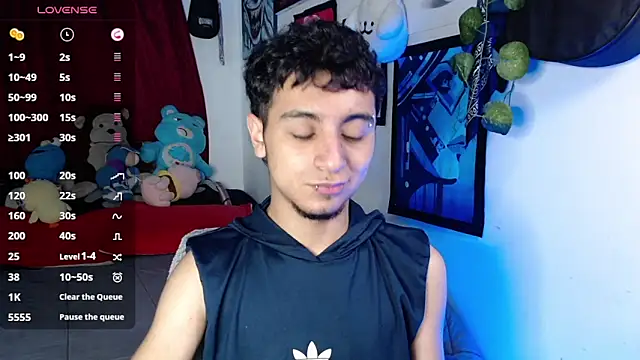 lukaOnline  online show from October 19, 2025, 12:44 am