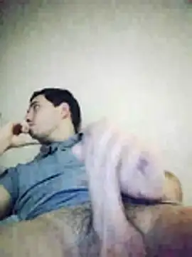 villamarinalvarez25 online show from November 4, 2025, 5:28 am