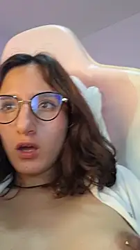 Snapshot of princess_foxxy chatting on October 27, 2025, 7:23 am princess foxxy online show from October 27, 2025, 7:23 am