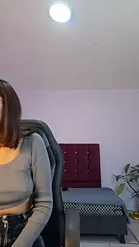 Snapshot of princess_foxxy chatting on November 7, 2025, 12:10 am princess foxxy online show from November 7, 2025, 12:10 am