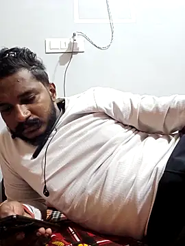 Snapshot of rahulsexyb chatting on November 15, 2025, 9:28 am rahulsexyb online show from November 15, 2025, 9:28 am