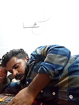 Snapshot of rahulsexyb chatting on November 17, 2025, 10:54 am rahulsexyb online show from November 17, 2025, 10:54 am