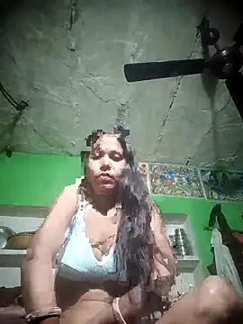 Snapshot of NEXIQRAN chatting on November 3, 2025, 11:26 pm NEXIQRAN online show from November 3, 2025, 11:26 pm