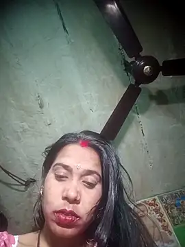 Snapshot of NEXIQRAN chatting on November 16, 2025, 7:08 pm NEXIQRAN online show from November 16, 2025, 7:08 pm