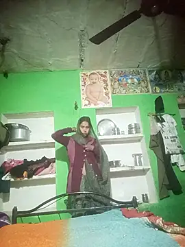 Snapshot of NEXIQRAN chatting on November 28, 2025, 3:31 am NEXIQRAN online show from November 28, 2025, 3:31 am