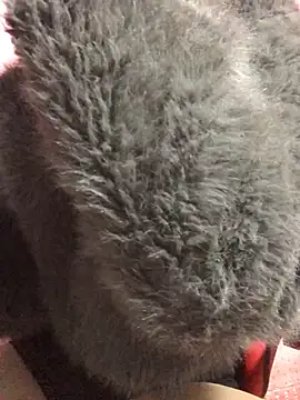 Kylie beem online show from November 25, 2025, 1:22 pm