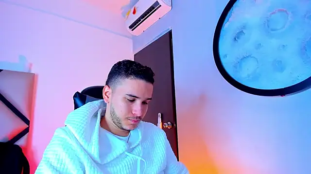 mike 257 online show from November 24, 2025, 11:54 am