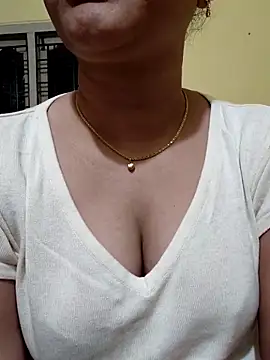 Snapshot of Nazeera_Telugu_Ammayi chatting on November 13, 2025, 4:39 pm Nazeera Telugu Ammayi online show from November 13, 2025, 4:39 pm