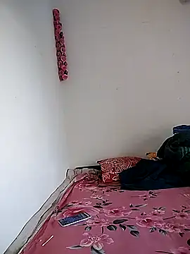 Snapshot of Hot_Angle chatting on November 28, 2025, 9:56 am Hot Angle online show from November 28, 2025, 9:56 am