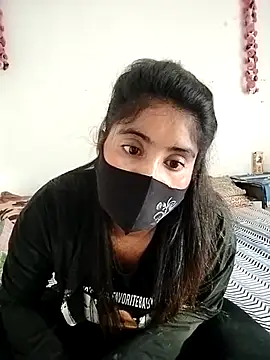 Snapshot of Hot_Angle chatting on December 14, 2025, 10:09 am Hot Angle online show from December 14, 2025, 10:09 am