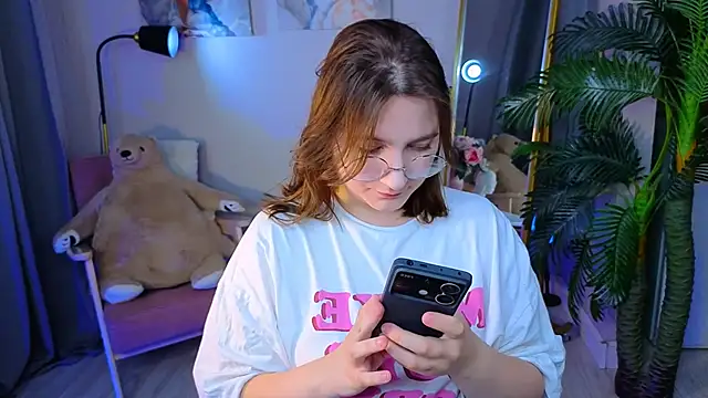 Snapshot of fairy_tara chatting on November 16, 2025, 9:42 pm fairy tara online show from November 16, 2025, 9:42 pm