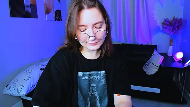 Snapshot of fairy_tara chatting on November 18, 2025, 6:18 am fairy tara online show from November 18, 2025, 6:18 am