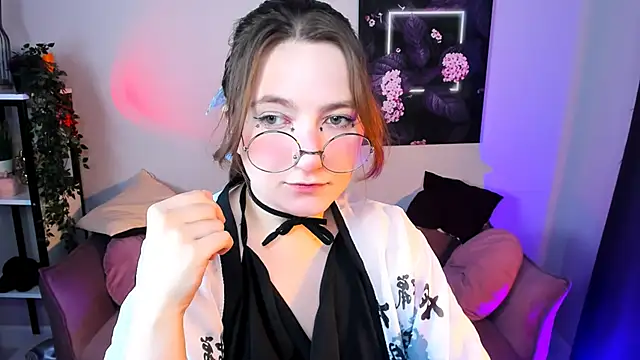 Snapshot of fairy_tara chatting on November 27, 2025, 6:04 am fairy tara online show from November 27, 2025, 6:04 am