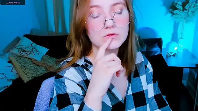 Snapshot of fairy_tara chatting on December 2, 2025, 2:34 pm fairy tara online show from December 2, 2025, 2:34 pm