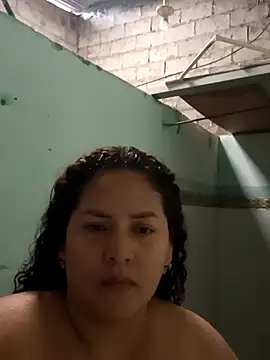 chikis12  online show from November 23, 2025, 5:57 pm